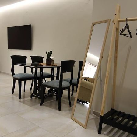 Eclectic Apartment Near Downtown Heraklion Exteriör bild