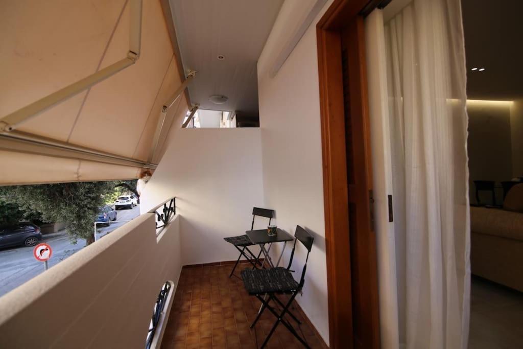 Eclectic Apartment Near Downtown Heraklion Exteriör bild