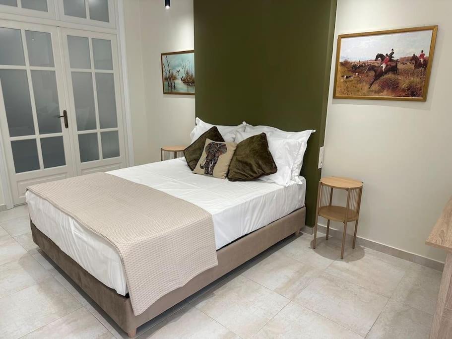 Eclectic Apartment Near Downtown Heraklion Exteriör bild