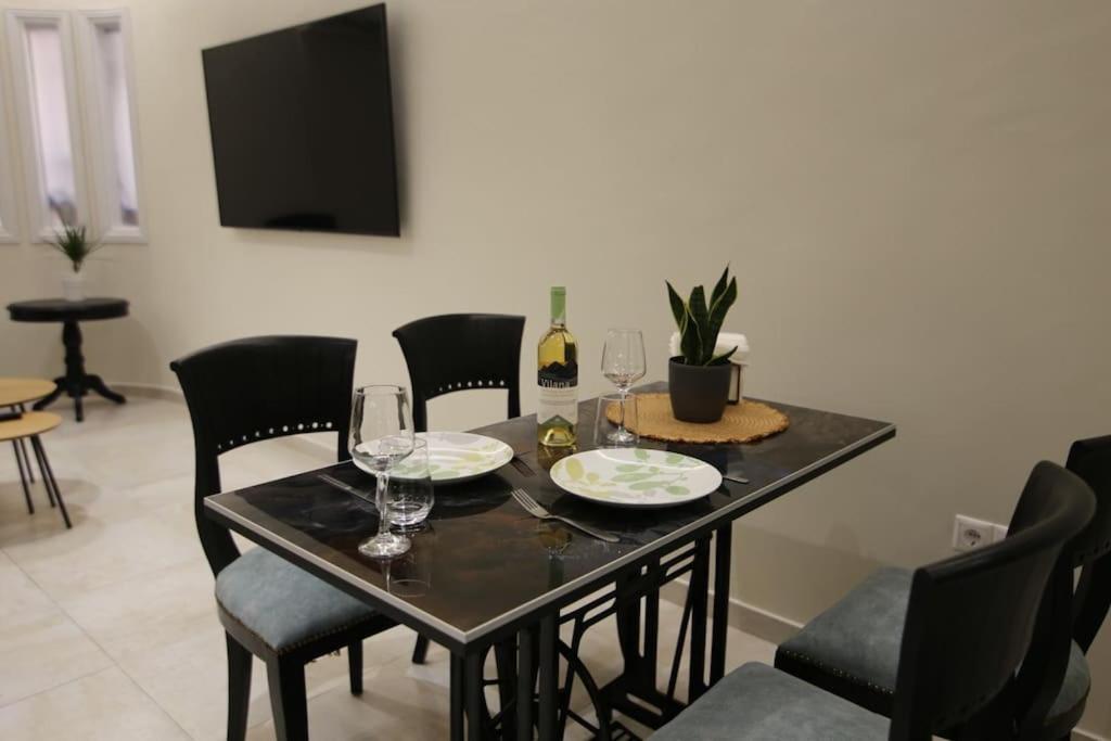 Eclectic Apartment Near Downtown Heraklion Exteriör bild